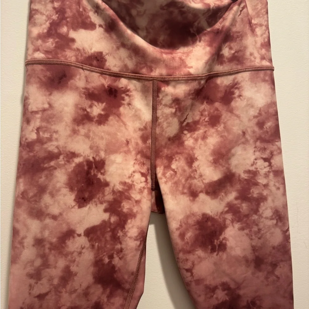 Athleta Elation Printed Tie-Dye 7/8 Tight Leggings